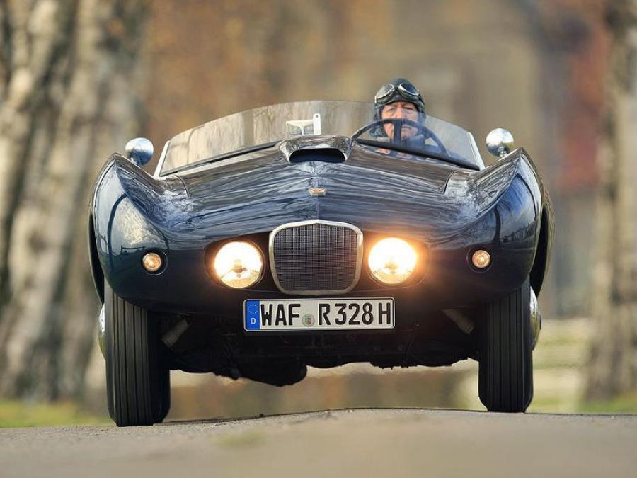  Arnolt-Bristol Deluxe Roadster 1956 года  (фото 14 из 16)